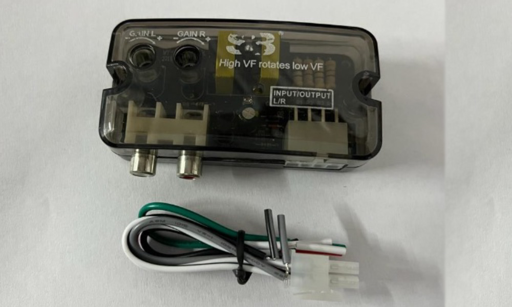TD-22  Speaker Level Converter